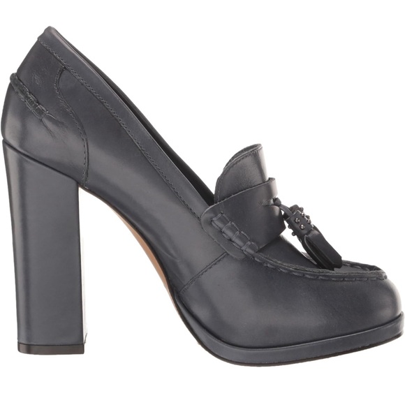 VINCE CAMUTO - Cefinlyn Shoes - Picture 2 of 5